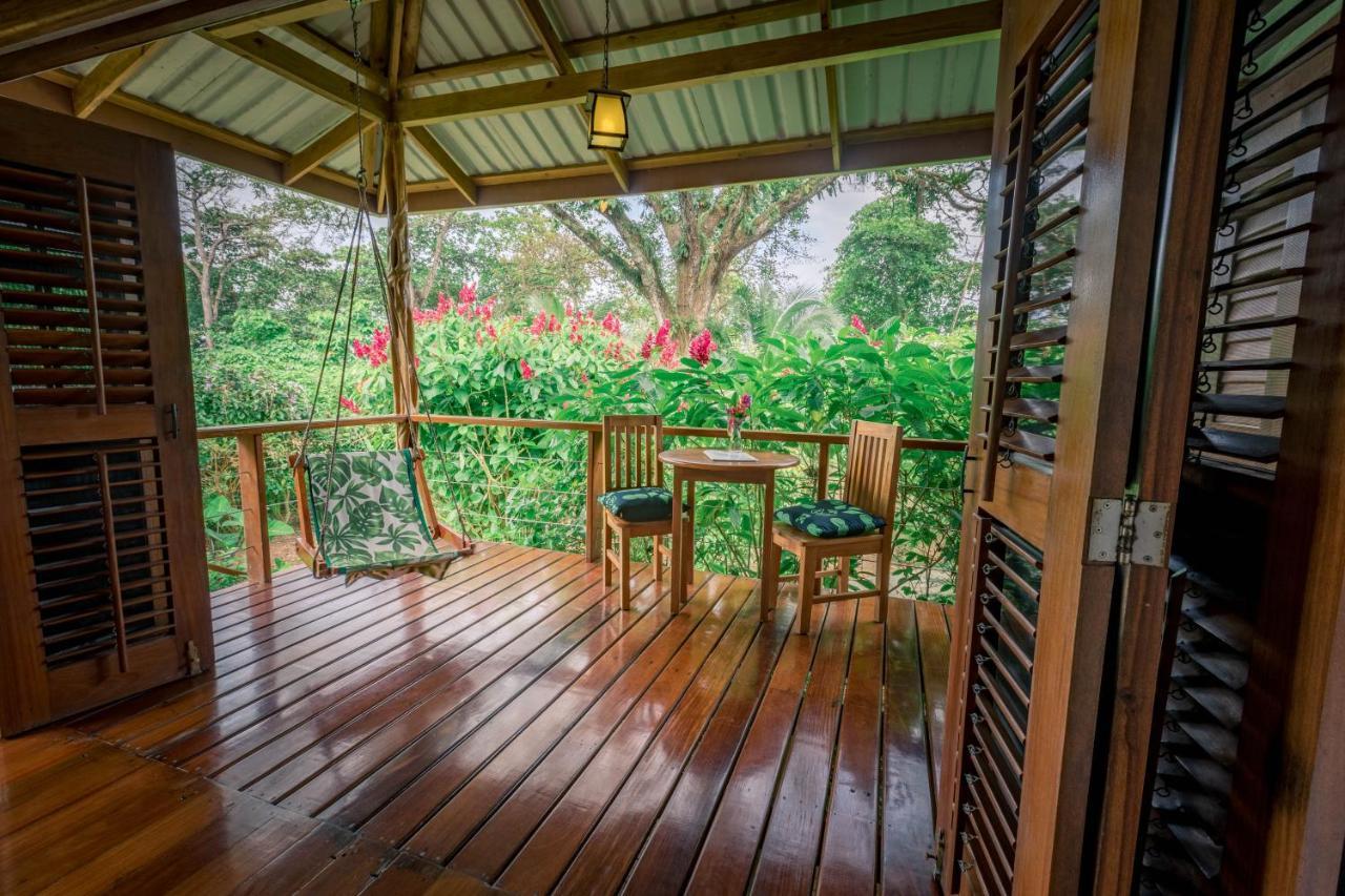 The Hummingbird Hotel Bocas del Toro Exterior photo