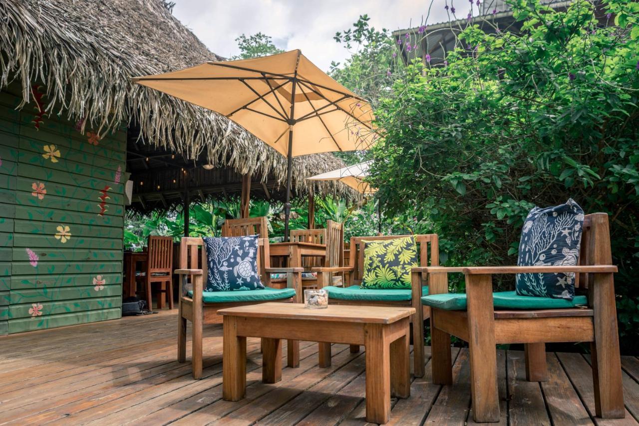 The Hummingbird Hotel Bocas del Toro Exterior photo