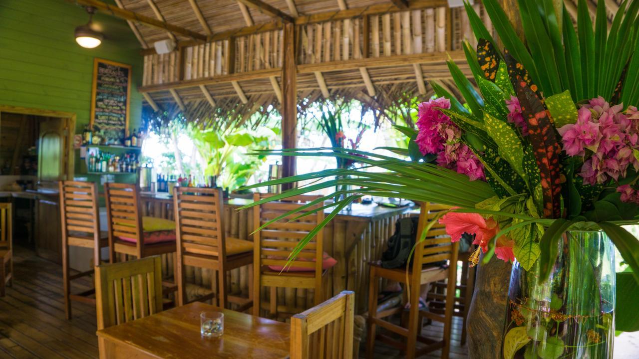 The Hummingbird Hotel Bocas del Toro Exterior photo